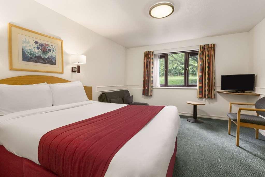 Отель Ramada Bristol West Easton in Gordano Номер фото